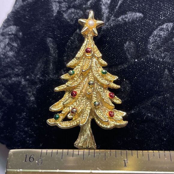 Vintage Gerry's Christmas Tree Pin Brooch Gold Tone Red Green Faux Pearl Star - Picture 7 of 7